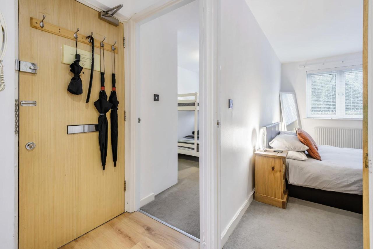 Stylish 2 Bedroom Apartment, Central Exeter, Parking On Site المظهر الخارجي الصورة